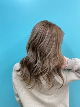 リーホリエ(Lee Horie) 【透明感抜群♪】大人ベージュハイライト