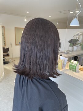 アオ(ao) ミディアムヘア