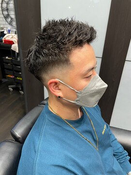 ヒロザバーバー(HIRO THE BARBER) フェード×ツイスト