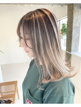 ラウレア(LAULEA) バレイヤージュカラー