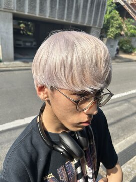 アルファ アルファ(ALPHA ALPHA) ホワイトカラー