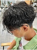波巻きパーマメンズパーマメンズヘアツーブロックツイストパーマ
