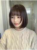 ボブ フェイスレイヤー ぱっつん前髪 内巻きボブ ピンクブラウン