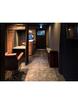 "看板のない"プライベートサロン◇大型店が苦手な方にも居心地の良い、落ち着いたプライベート空間が魅力♪