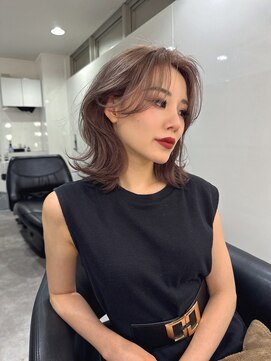 ラ キング(LA KING) ミディアムヘア/暗めカラー/グランマッシュ/顔まわりレイヤー