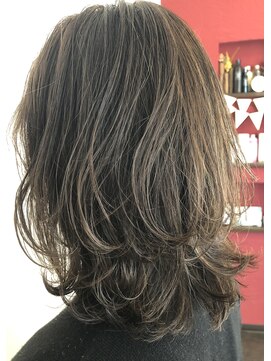 ヘア スペース シュシュ(HAIRSPACE chou chou) ローレイヤ　ハイライト