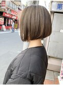 丸みショートボブ ベージュ ナチュラルストレート