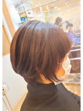 ヘアーズビースリー ポートサイド 大人くびれショートｘグラデーションボブ　20代～60代 /ブラウン