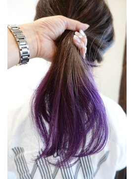 エルナ(ELNA) グラデーションカラーで遊び心♪ロングヘアースタイル