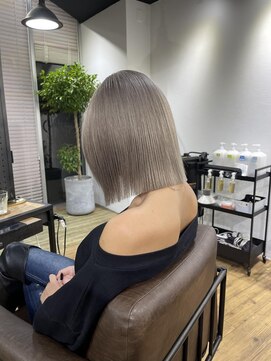 アルカナ 明治神宮前原宿(ARCANA) ホワイトベージュ　くすみベージュ　ケアブリーチ