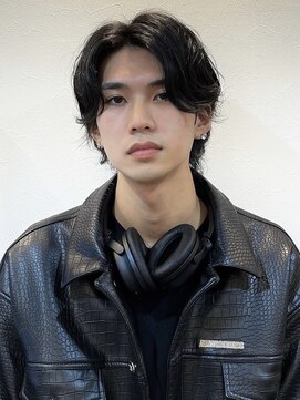 ラストーリア(La storia) 直毛で悩んでいる男性必見！パーマで毎日のセットが楽に♪