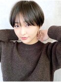 小顔黒髪マッシュショートグレージュカラー20代渋谷原宿神宮前