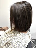 ヘアーサロンデフォーエバールークス(hairsalon de Forever Lux)&nbsp;GuestＳｎａｐ☆人気の白髪ぼかしハイライトボブ