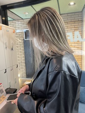 ラフ(LAFF) #バレイヤージュ#グレージュカラー#ボブウルフ#ココアベージュ