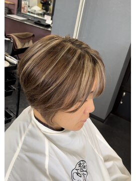 アイズ 渋沢(AIZU) 白髪ぼかしコントラストハイライト