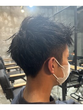 カットワークススリックバイフェローズ(CUT WORKS SLICK by fellows) ツイストピンパーマ