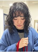 お洒落♪根元からくるくる小顔エアウェーブパーマ黒髪ネビージュ