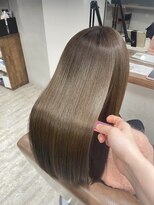 ラボ(LABO.)&nbsp;オリーブベージュ×髪質改善トリートメント