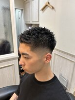 ミリオンバックス 上野(Million Bucks) スパイキーベリーショート