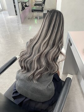 ティント 梅田(Tint) 【Fumina】エクステシルバーカラー