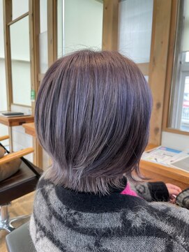 ポルム パプリカ(polum paprika) ブリーチダブルカラー透明感ラベンダー×レイヤーカットボブ
