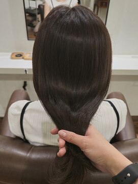 インビテーション(invitation) ダークブラウン