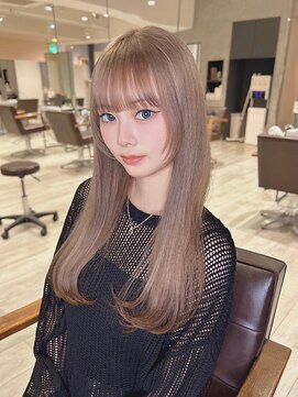 シイム(CYM) ハイライト/レイヤーカット/ワンカール