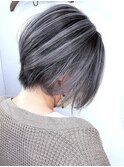 ショートボブ×脱白髪染めバレイヤージュ×ブリーチ２回