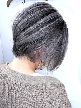 ブレイズヘアー(BLAZEhair) ショートボブ×脱白髪染めバレイヤージュ×ブリーチ２回