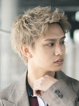 ガーデンヨコハマエスト(GARDEN YOKOHAMA est) スパイキーショート　ニュアンスパーマ　ダブルカラー