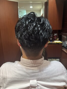 ヘアーモードキクチ 日本橋三越前店 メンズパーマ