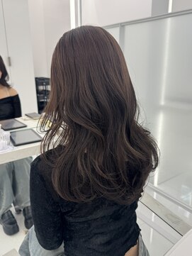 コア プラス 立川(COA PLUS) 小顔に見えるレイヤーカット【井澤彩】