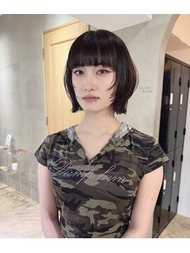 ローレン(LOREN) 黒髪/ボブルフ/ネビージュ/小顔/ワンレン/栄/髪質改善/前髪