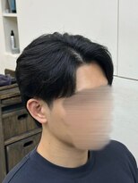 フイ 恵比寿(Hui) フェザーパーマ/グレーブルーカラー/刈り上げショートパンク
