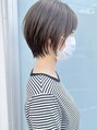 ブランコトレス 鏡島(BLANCO tres)&nbsp;ショートヘアの襟足の収まりに拘っています！[ショートカット]