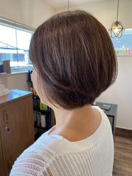 エニー(Any Hair Life) 顔まわりレイヤーボブ