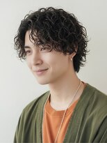 ブロッサム 東武練馬店(Blossom)&nbsp;爽やかセンターパートメンズウルフカットゆるめニュアンスパーマ