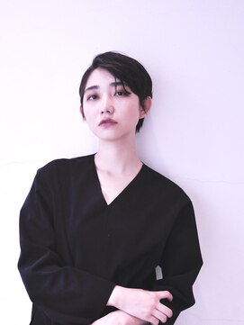 ココ 原宿(KOKO) #大人ガーリー#ダークアッシュ#ミディアムレイヤーカット