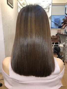 アコンプリッシュ 代官山 恵比寿(accomplish) プラチナミネコラ