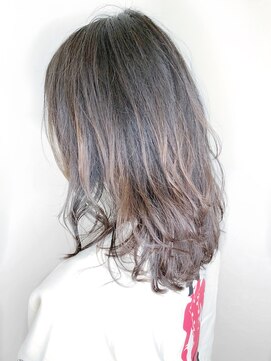 リアン(Lian) 【パーマ】スタイリングが簡単にレイヤーパーマ