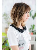 ミック ヘアアンドビューティー 大山店(miq  Hair&Beauty)&nbsp;外国人風ハイトーンカラー！こなれ感くびれセミディb