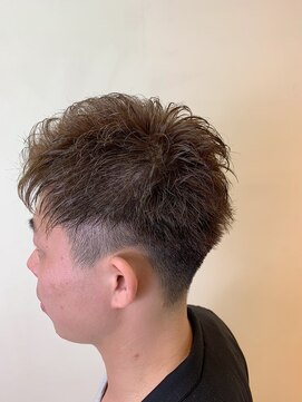 エヌプラス(N+) メンズヘアフェザーパーマサーフカール刈り上げセンターパート