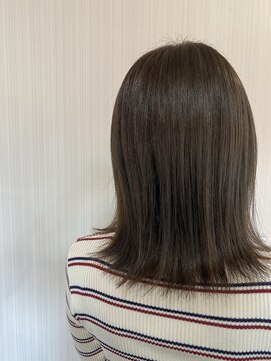 アーク エマーブル(Ark aimable) ナチュラル外ハネ