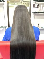 カットベーススズカ(CUTBASE SUZUKA)&nbsp;黒髪ストレート