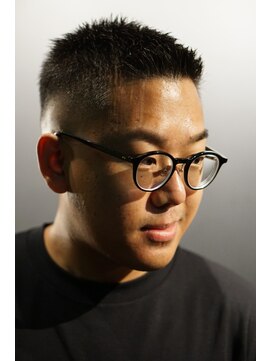 銀座 シノ 本店(shino) メンズ　理容室　刈り上げ　フェード　スキンフェード　バーバー