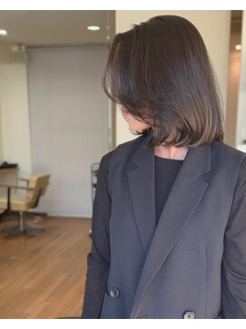 レアーリ(le ali) グレージュカラー