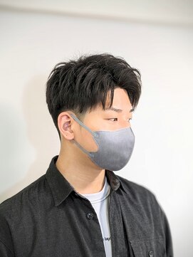 ルカル(Rukar) 短髪 アップバング ツーブロック ショート