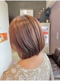 ショートボブ×ハイブラウン