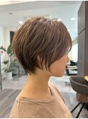 小顔カットショートボブ大人可愛いアッシュオリーブ20代30代40代