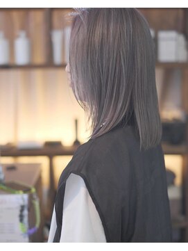 ヘアーサロン カシータ(Hair Salon CASITA) 切りっぱなしボブ×シルバーグレージュ